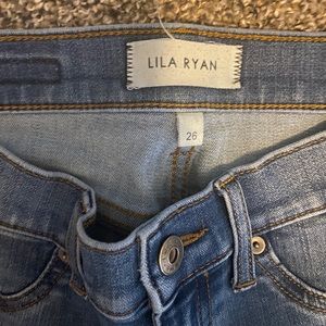 Women’s skinny Jean Capri length